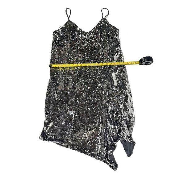 Bar lII Women's Silver Sequined Ruffled V-Neck Slip Dress Size Medium - Picture 4 of 10